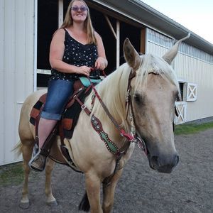 Meet your Posher, Tessa